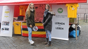 Uganda AG–Spendenaktion auf dem Weihnachtsmarkt